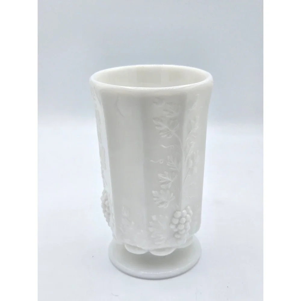 Westmoreland‎ Milk Glass Vase with Grape and Vine Pattern